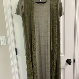 Nwot Large María with Medium lace joy
